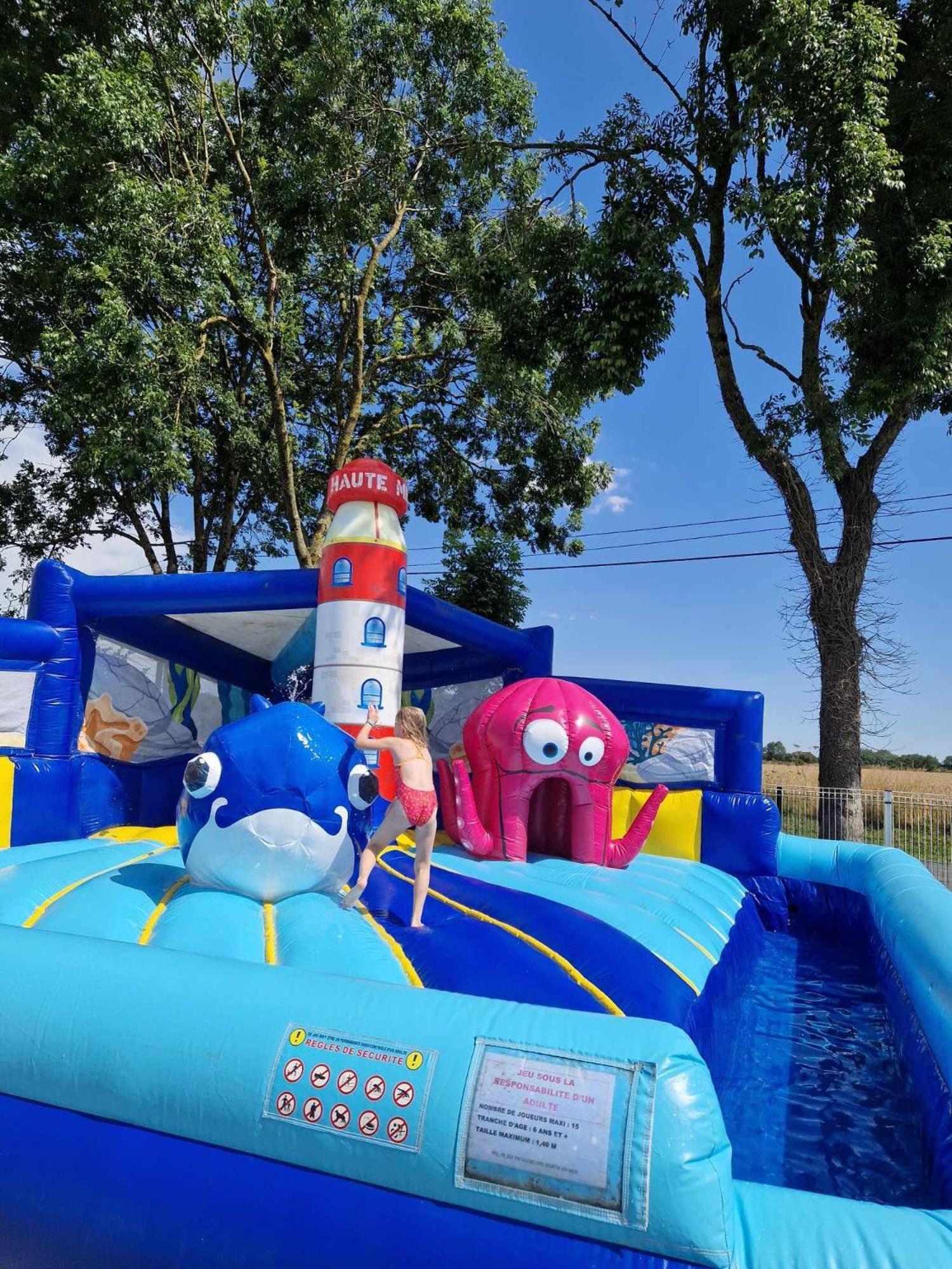 Camping Le Clos De Balleroy Bagian luar foto
