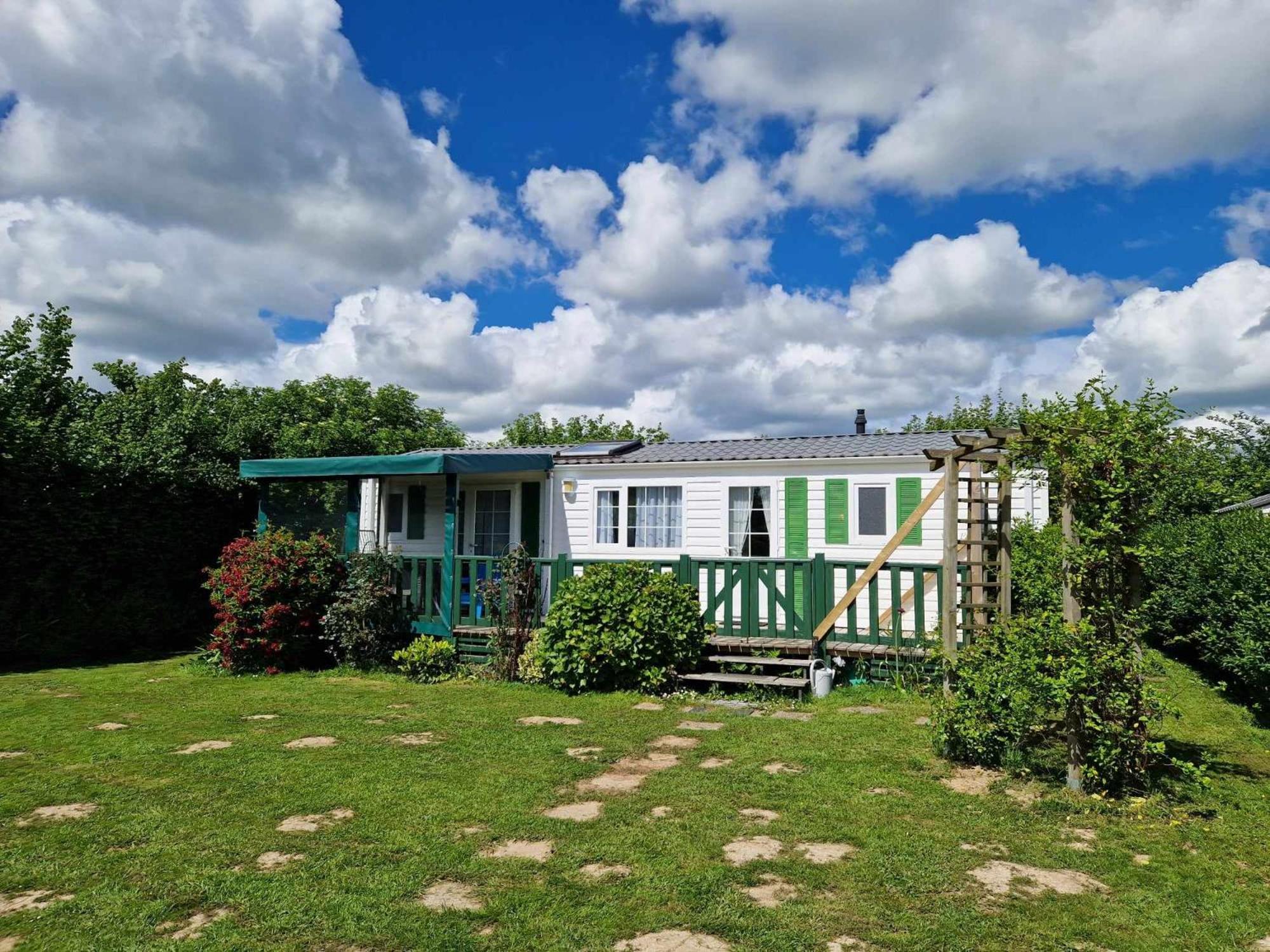Camping Le Clos De Balleroy Bagian luar foto