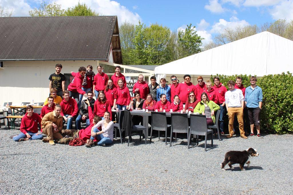 Camping Le Clos De Balleroy Bagian luar foto